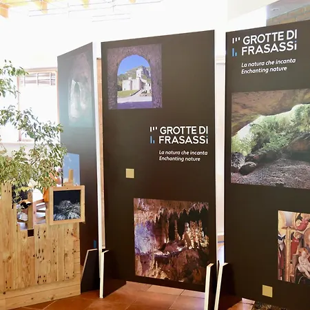 Terme Retreat - 1 Bedroom With Garden Ferienhaus Genga (Ancona)